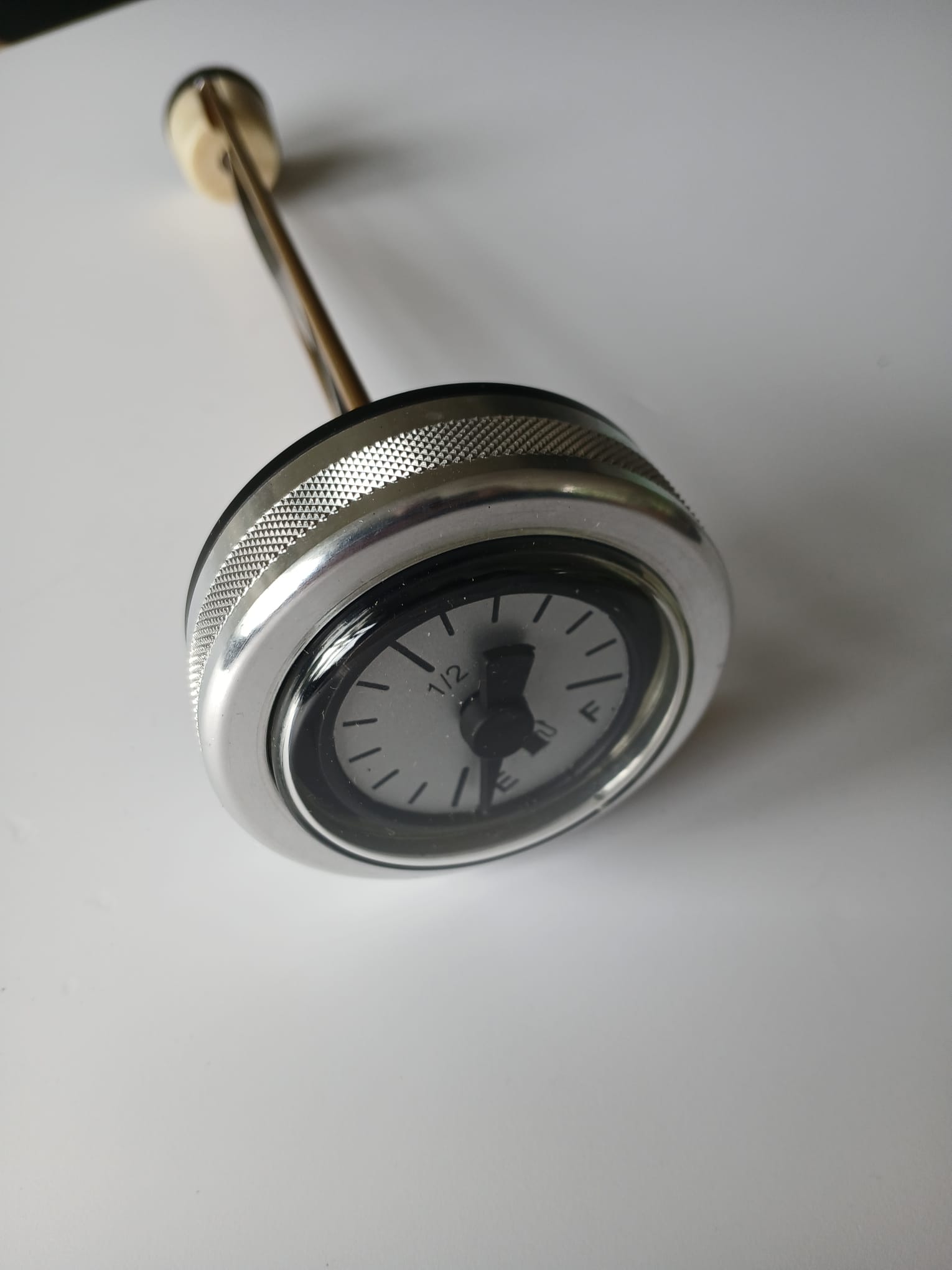 Laski Predator FUEL GAUGE KELCH 9.75