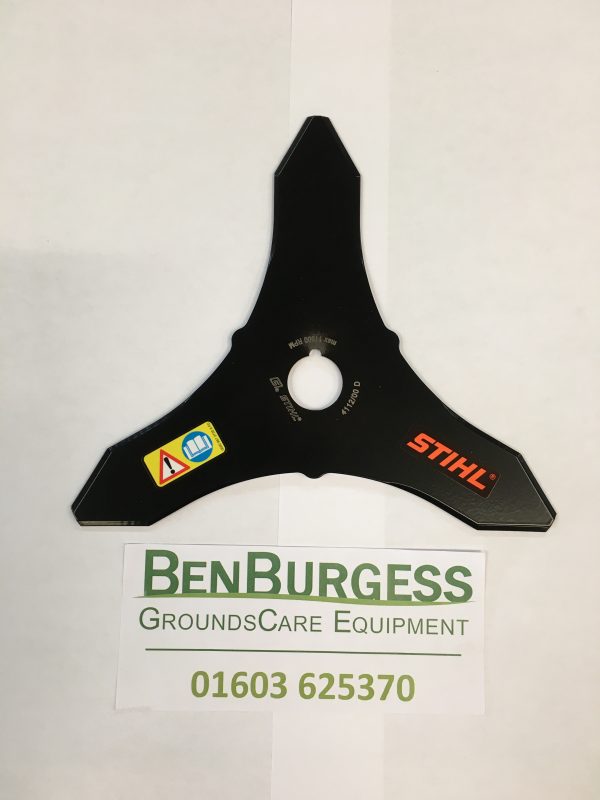 STIHL 3 Bladed Brush Knife 250mm - Image 3