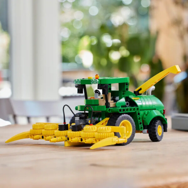 LEGO® Technic John Deere 9700 Forage Harvester