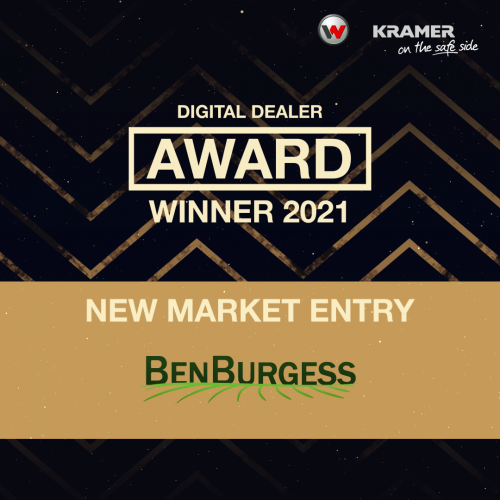 Ben Burgess receive Kramer Award