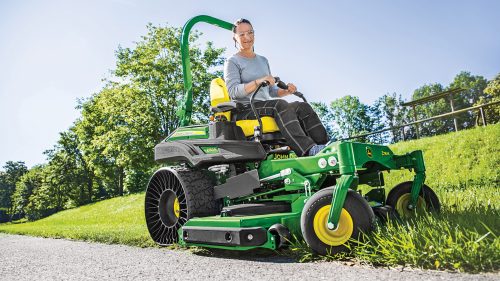 Z950R 60" rear-discharge zero-turn mower
