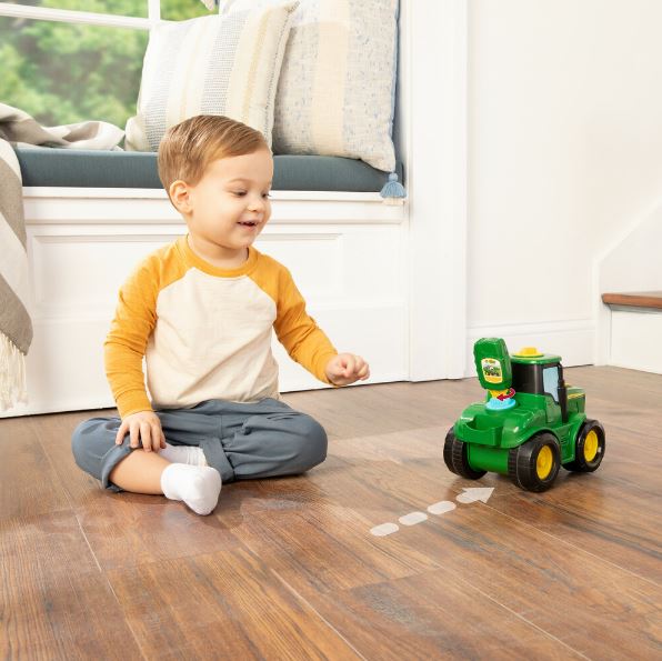 Johnny shop tractor toy