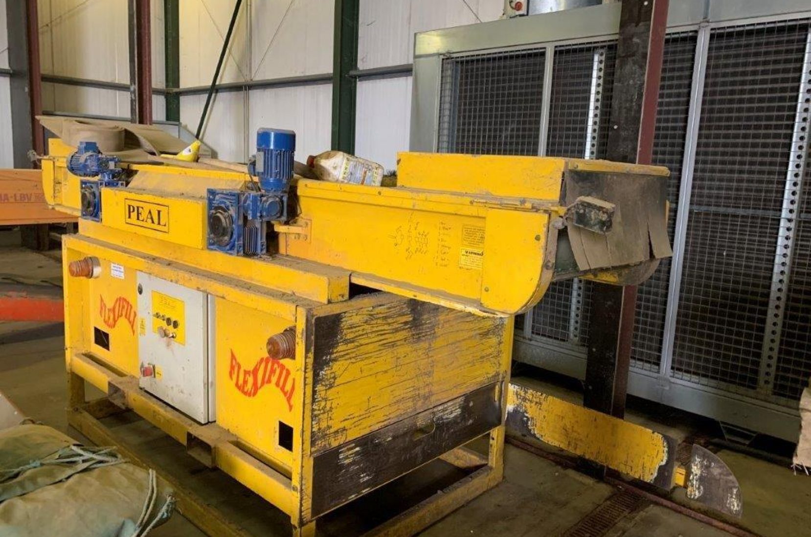 FLEXIFILL BOX FILLER Ben Burgess