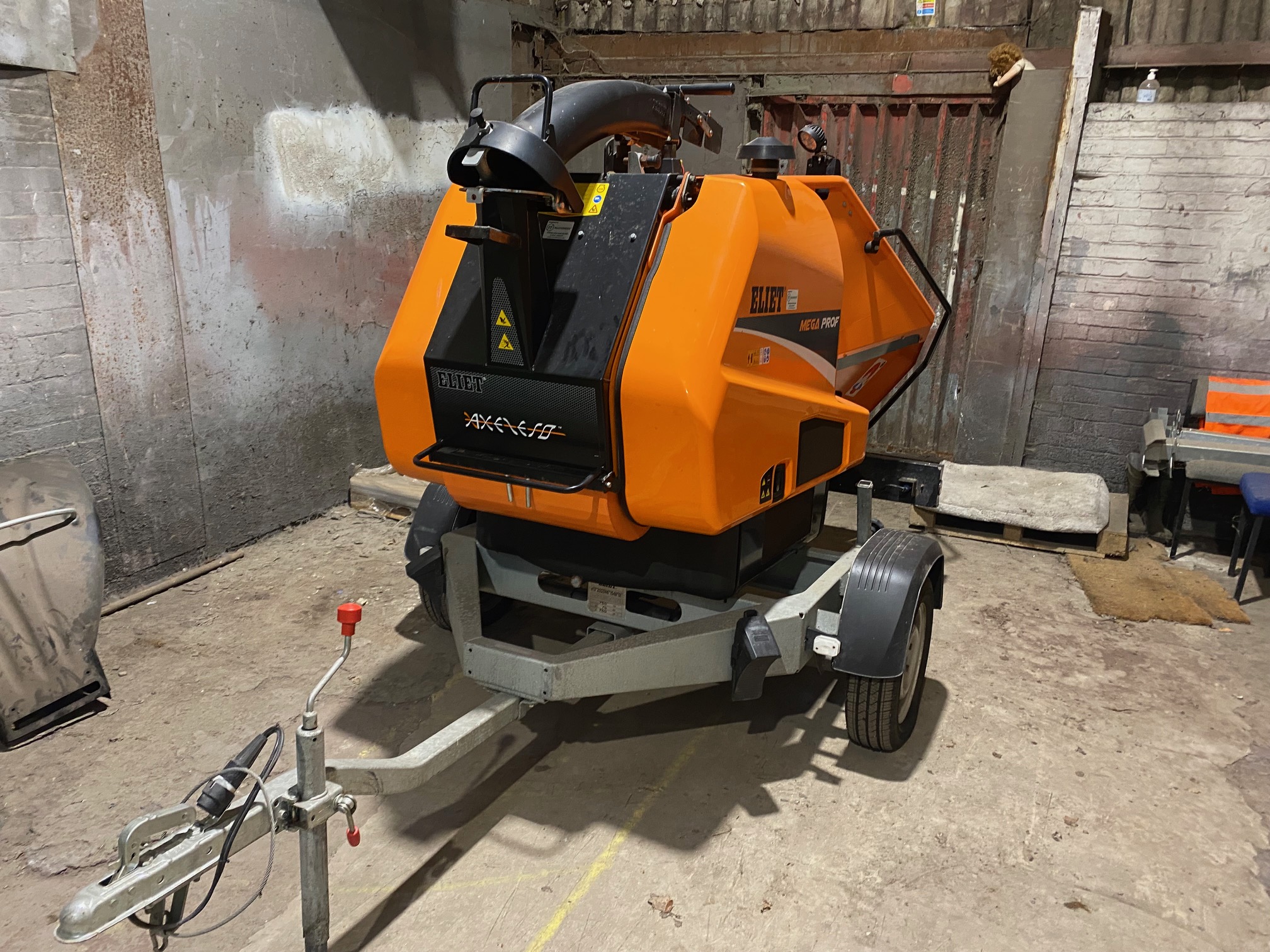 Eliet TRAILED WOODCHIPPER for sale