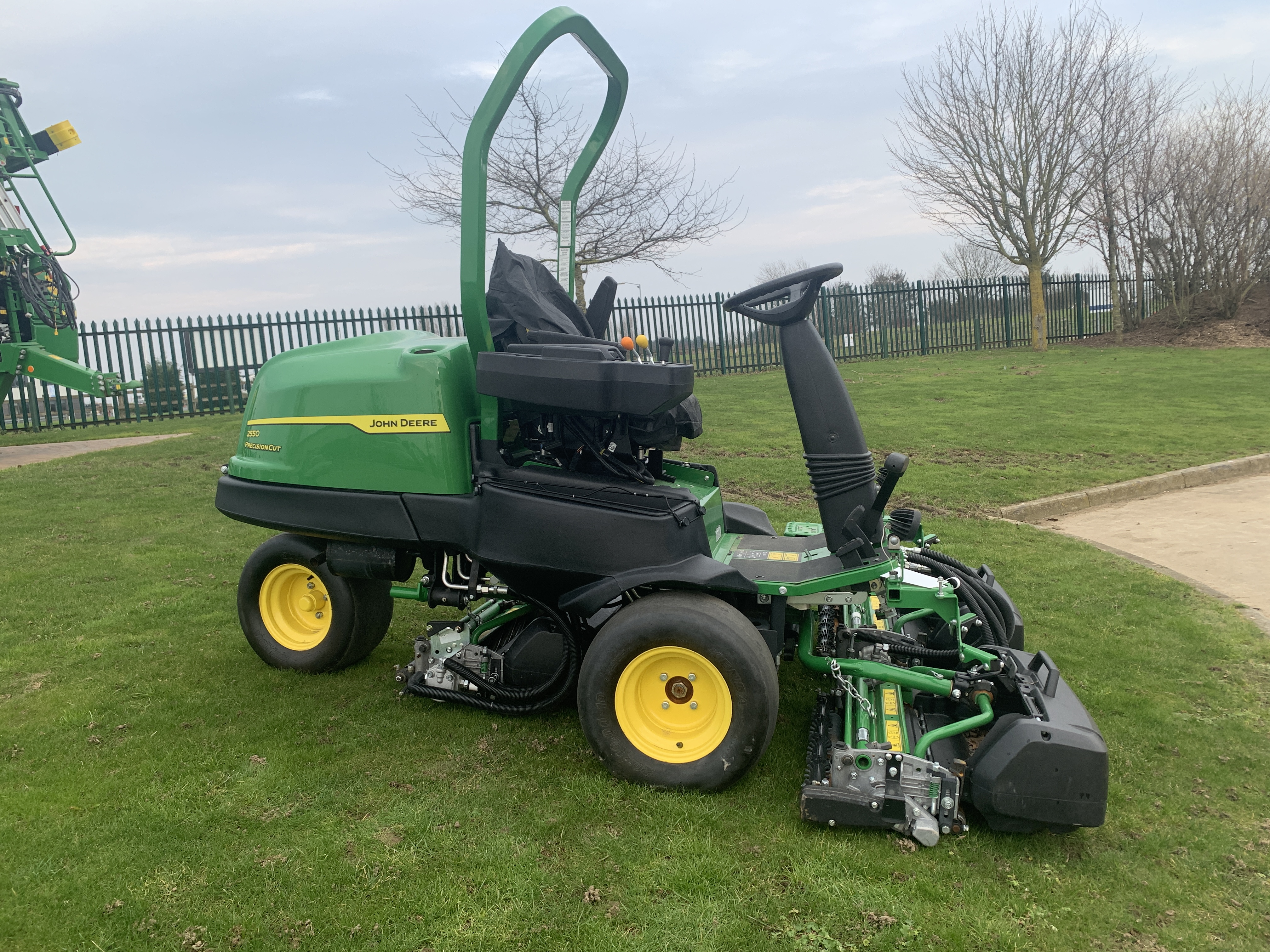 2550 PRECISION CUT TRIPLX - Ben Burgess