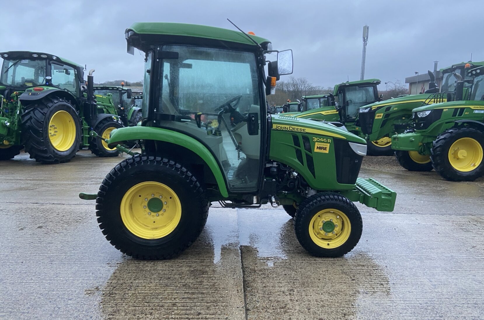 3046R CAB COMPACT TRACTOR - Ben Burgess