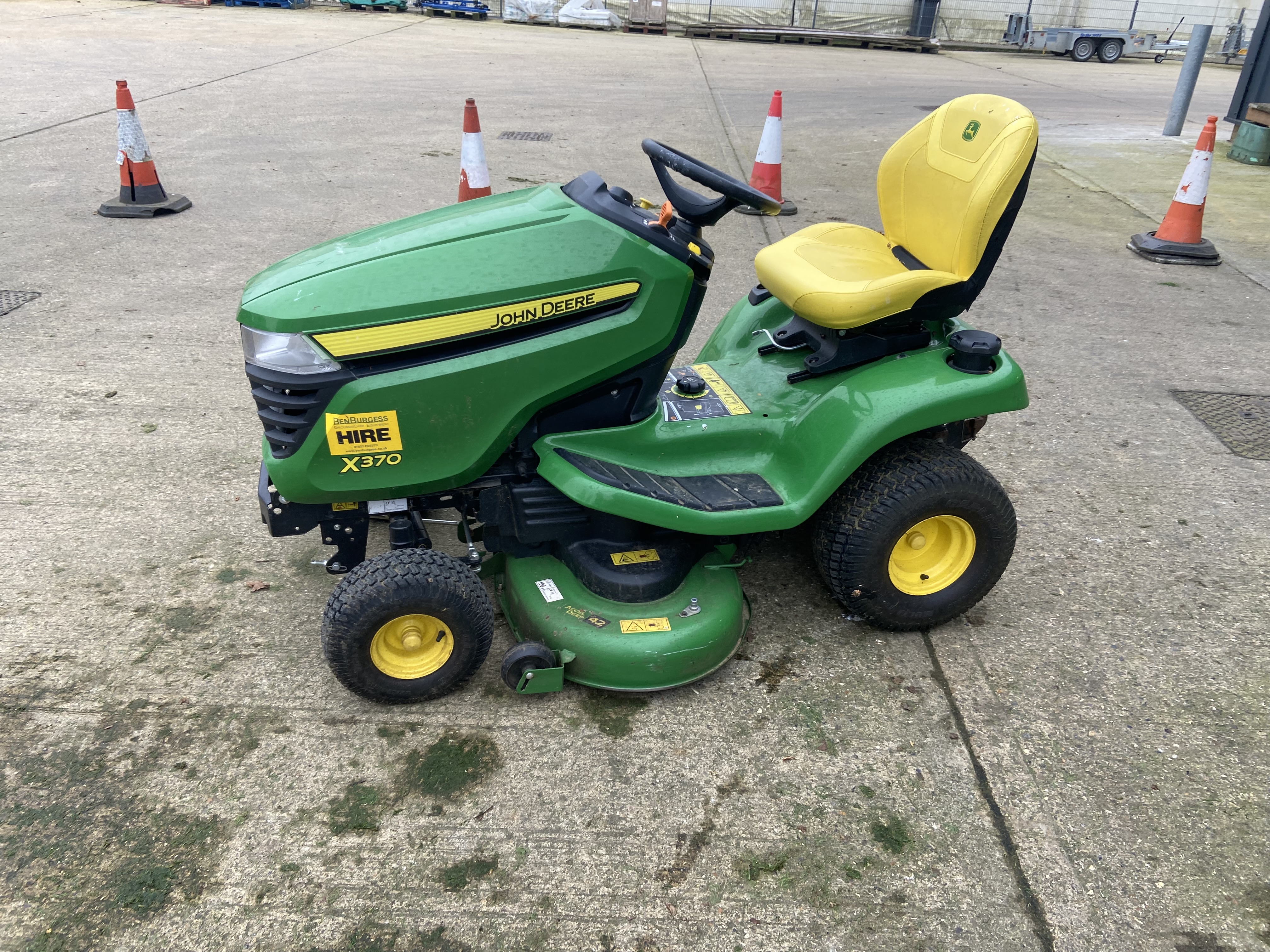 John Deere X370 RIDE-ON MOWER for sale