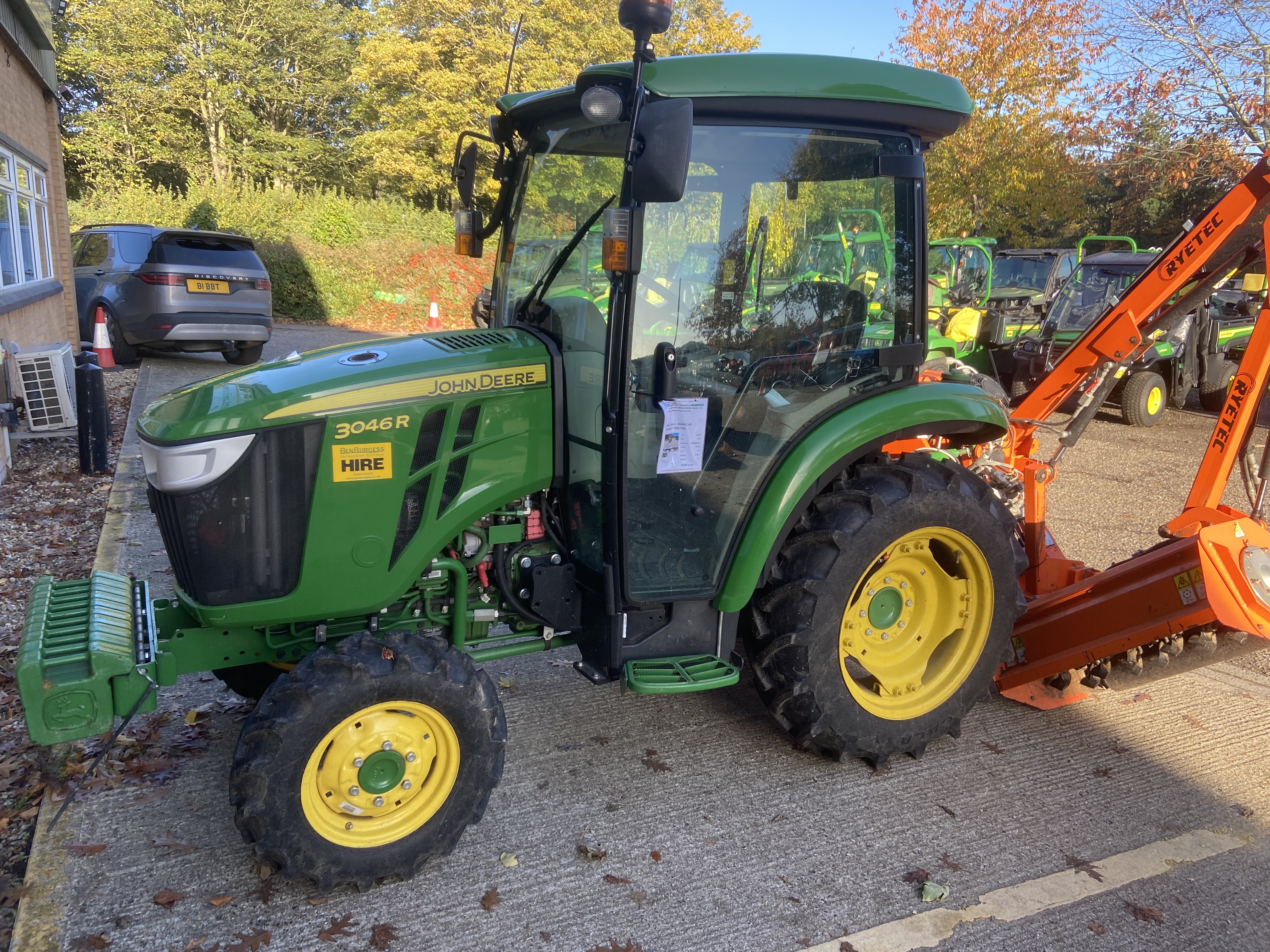 John Deere 3046R CAB COMPACT TRACTOR for sale