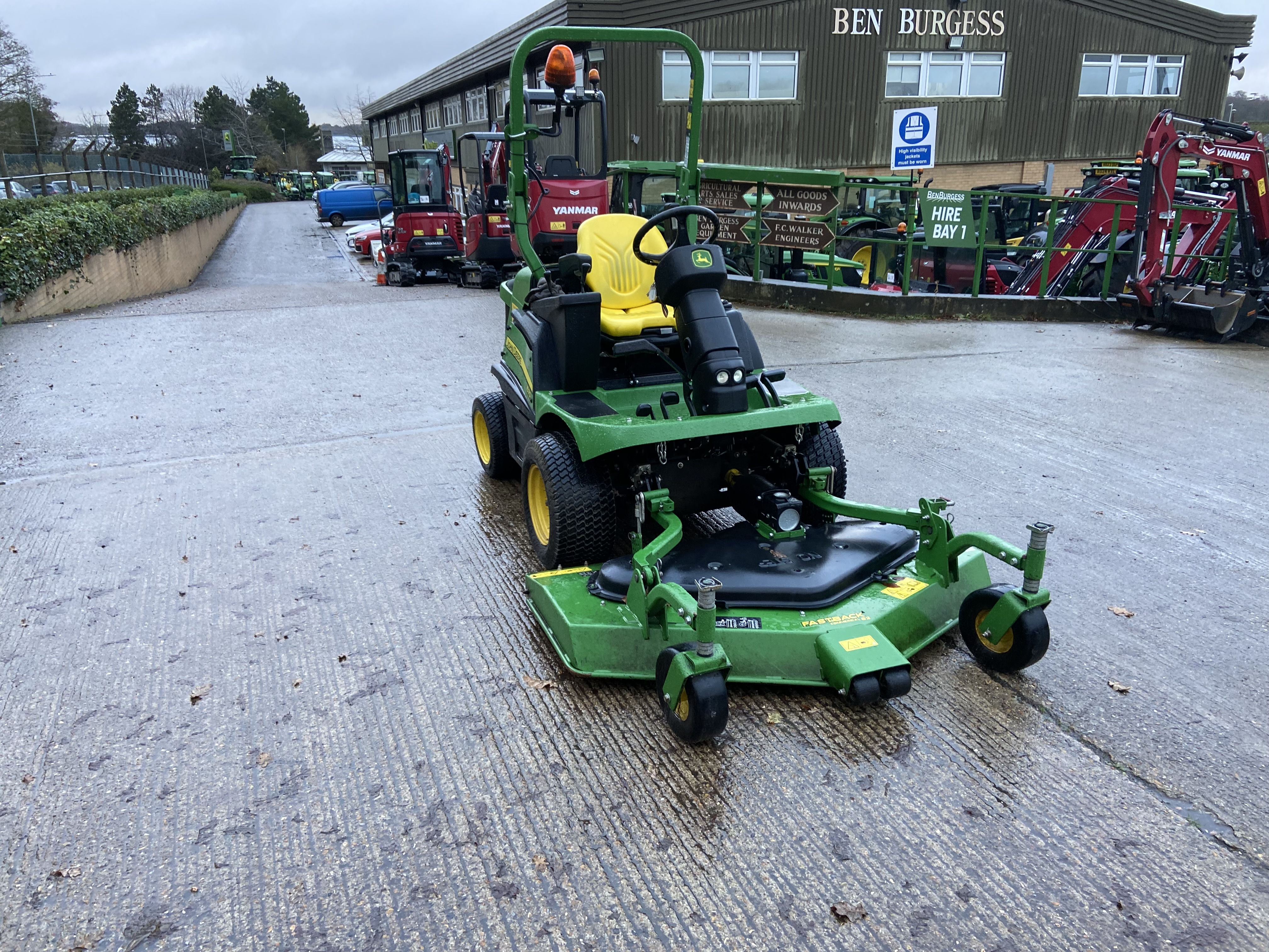 John Deere 1570 62RD TERRAINCUT WITH DECK for sale