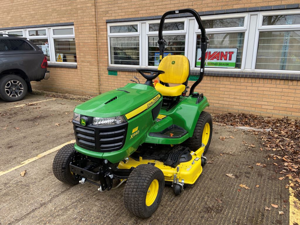 John Deere X940 + 54 Lawn Tractor for Sale FarmAds
