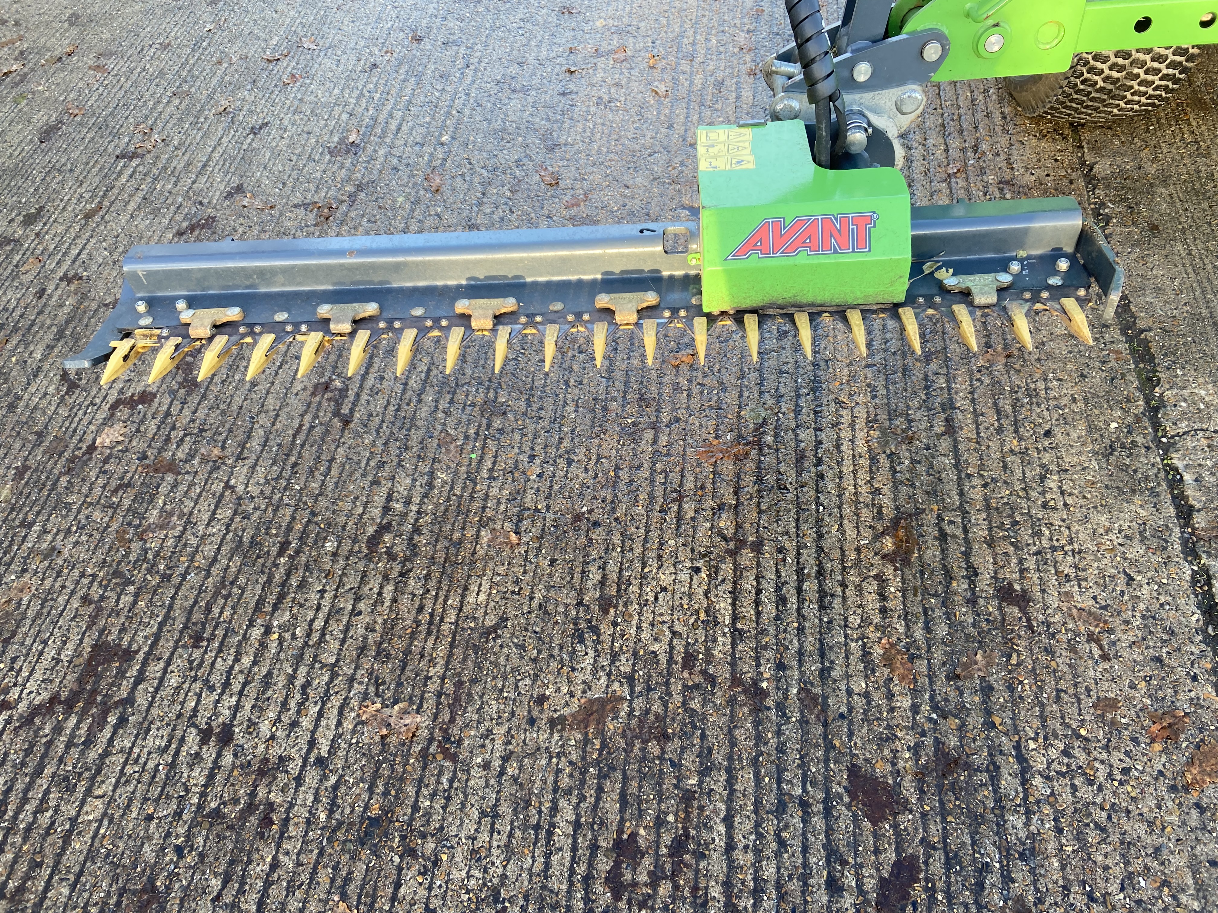 Avant AV A431070 S30 S/ARM & CUT BAR for sale