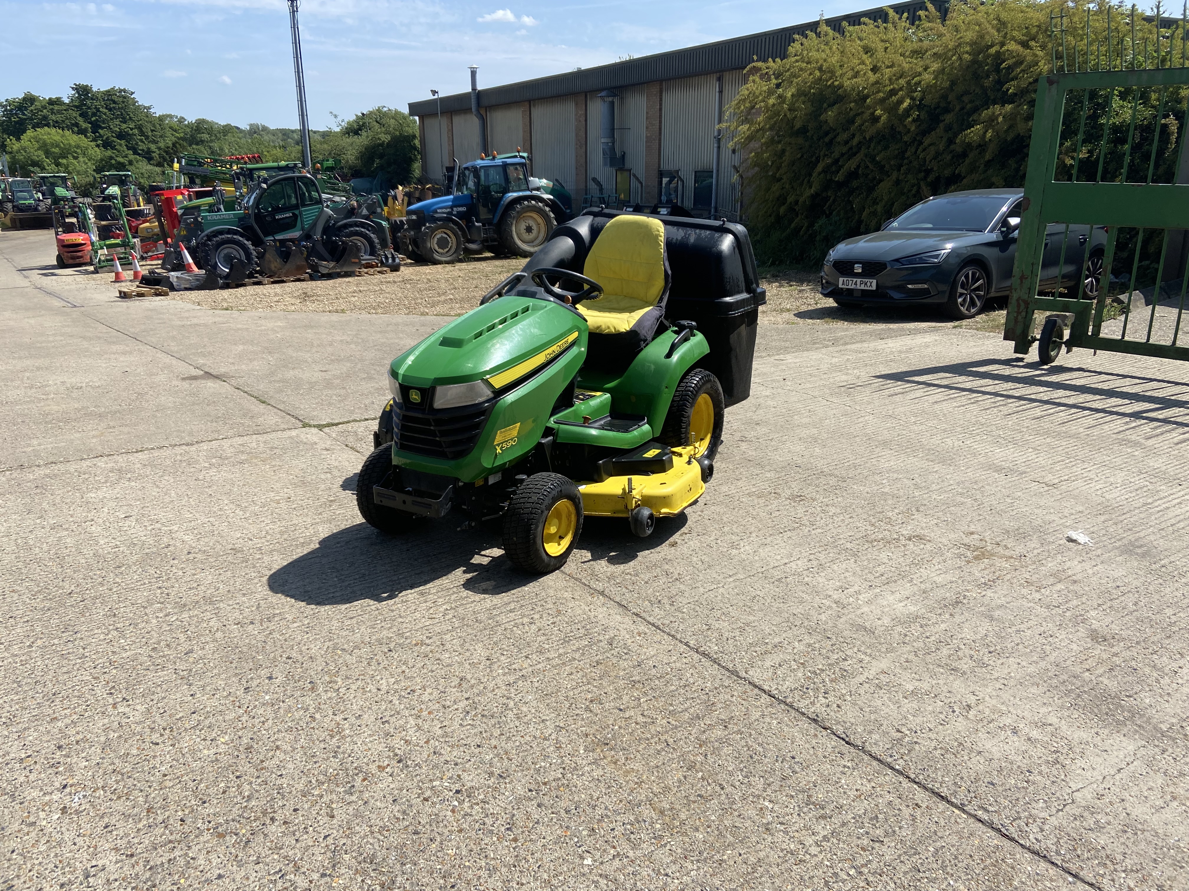 John Deere X590 RIDE-ON MOWER for sale