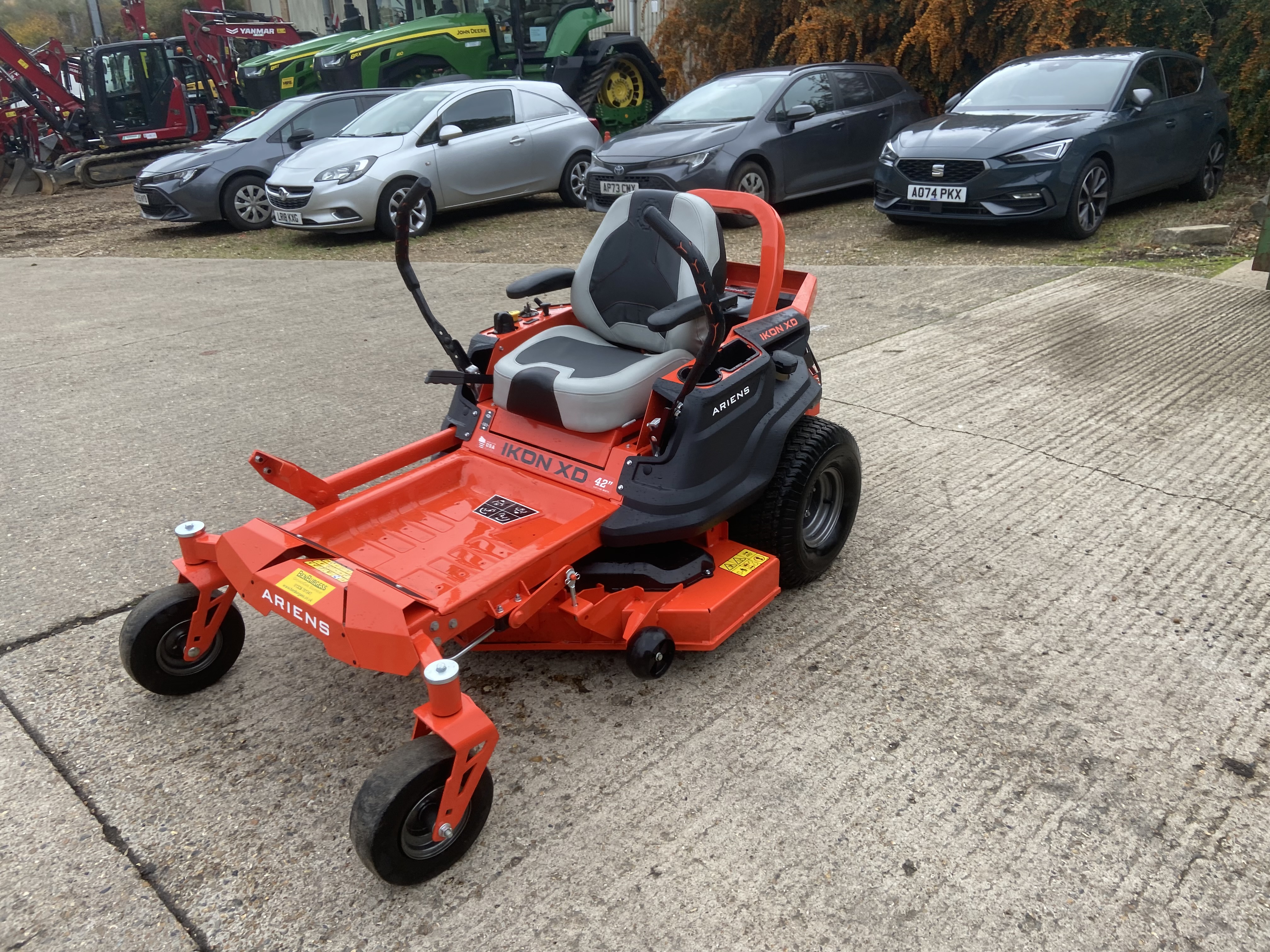 Ariens IKON 42XD ZERO TURN MOWER for sale