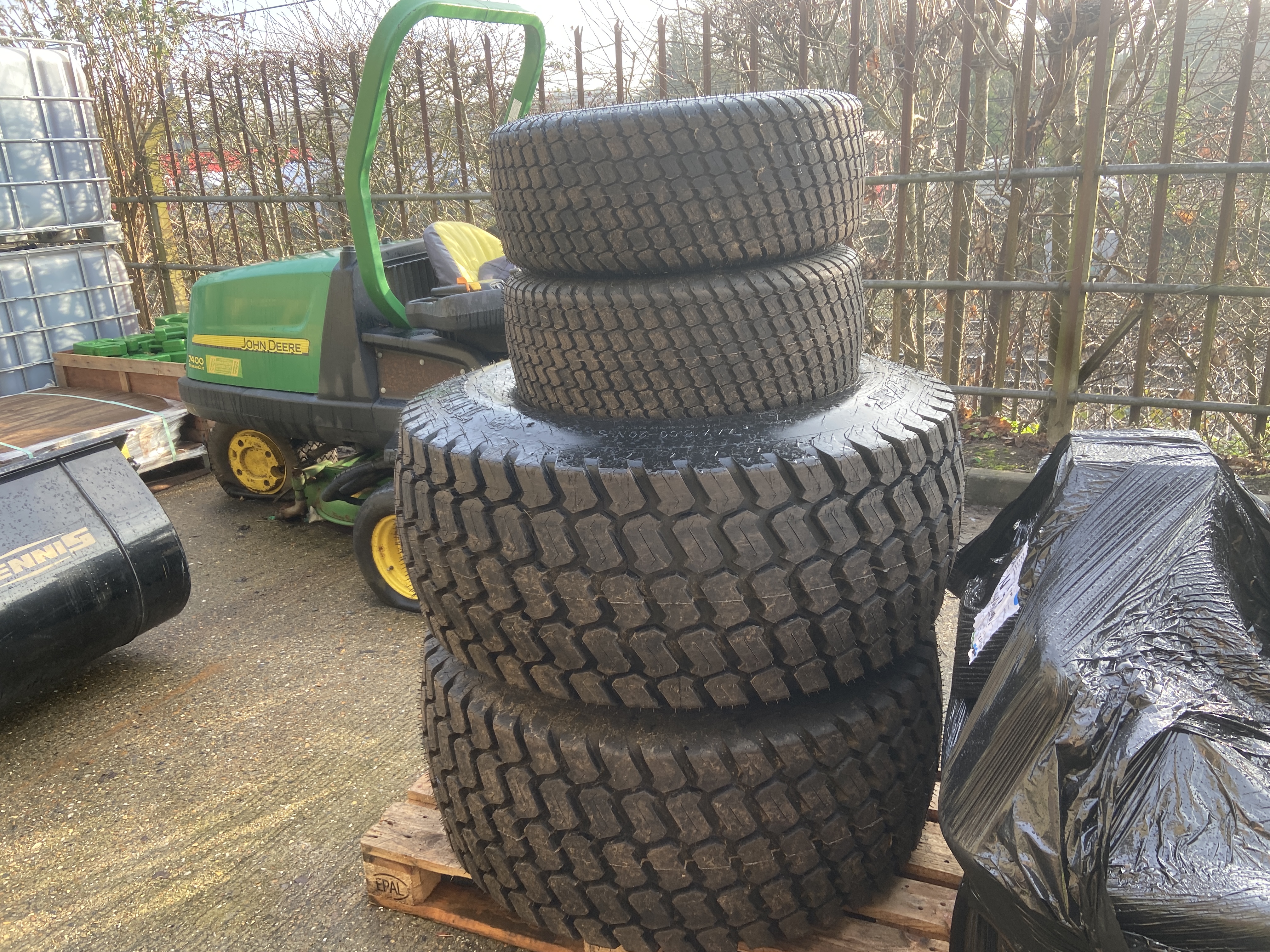 John Deere WHEELS WHEELS/TYRES TURF for sale