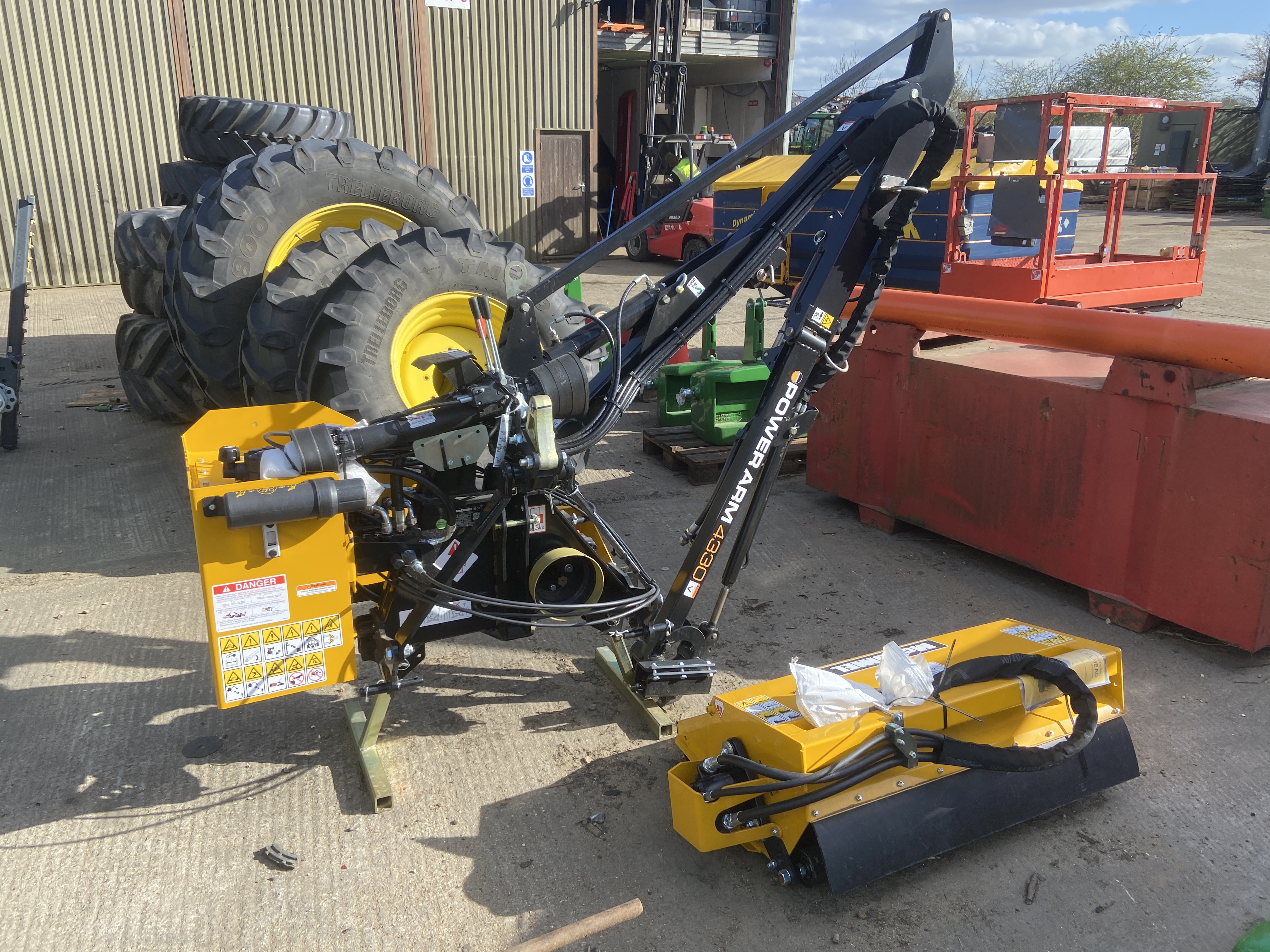McConnel PA4330 HEDGECUTTER for sale