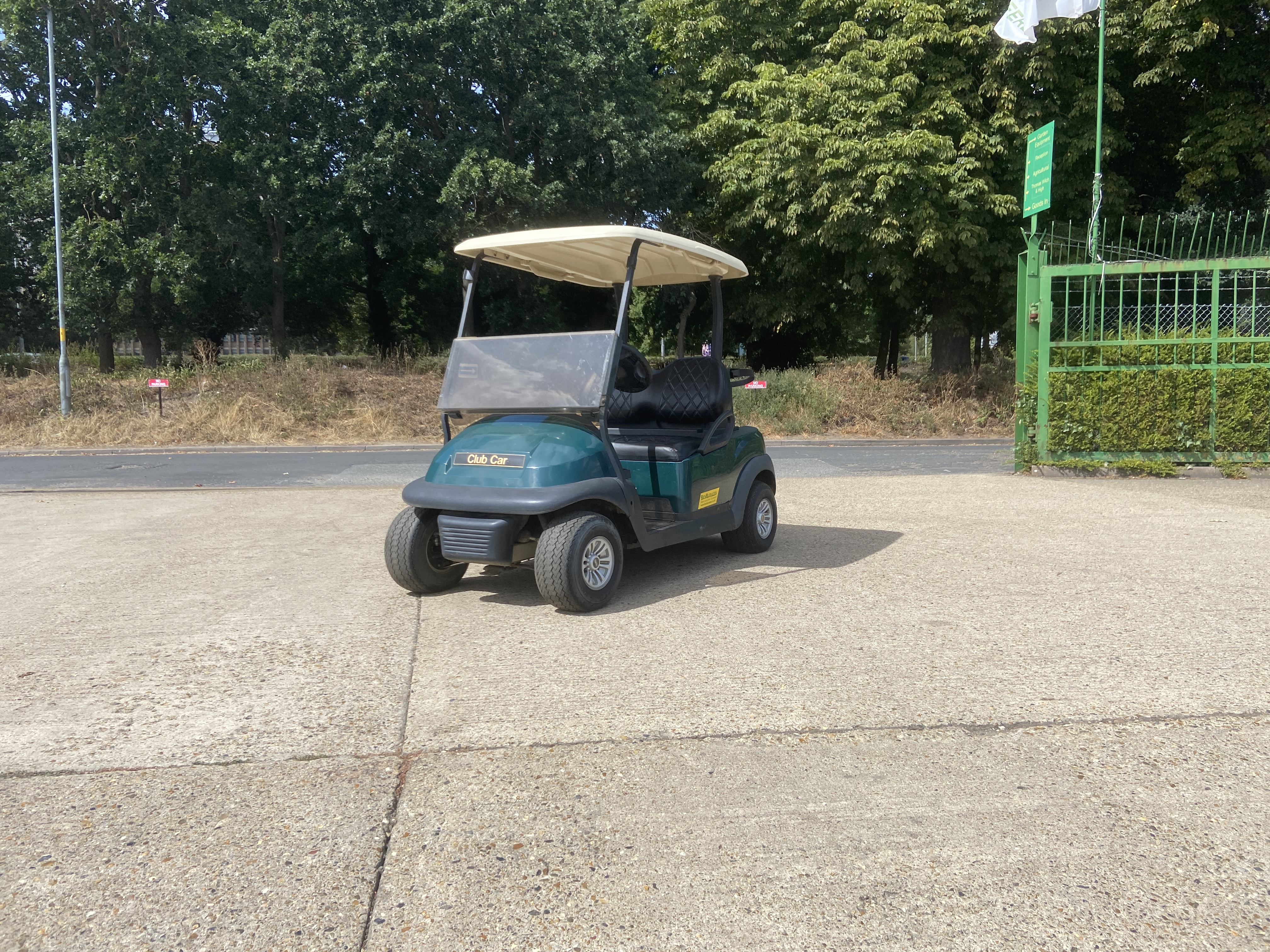 Club Car PRECEDENT GOLF CAR (2 SEATER) for sale