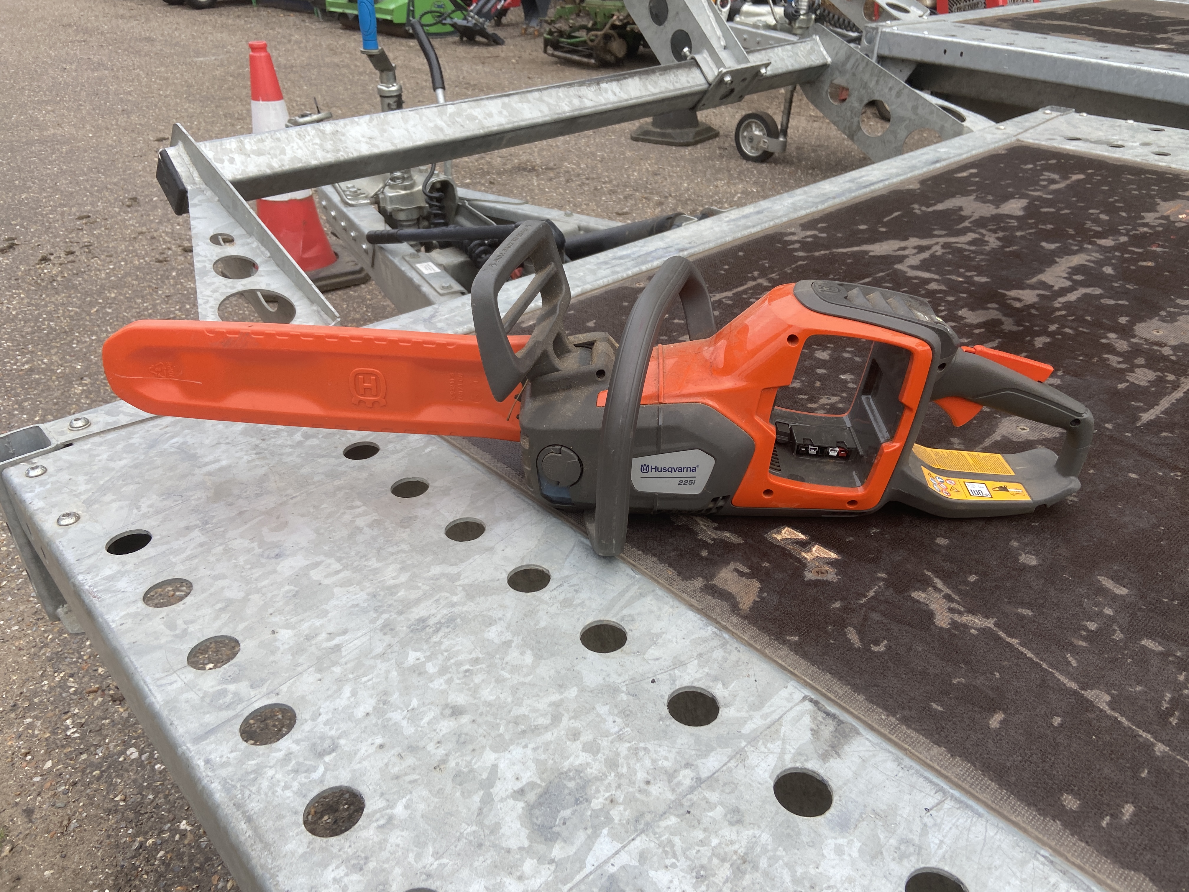 Husqvarna 225I 12