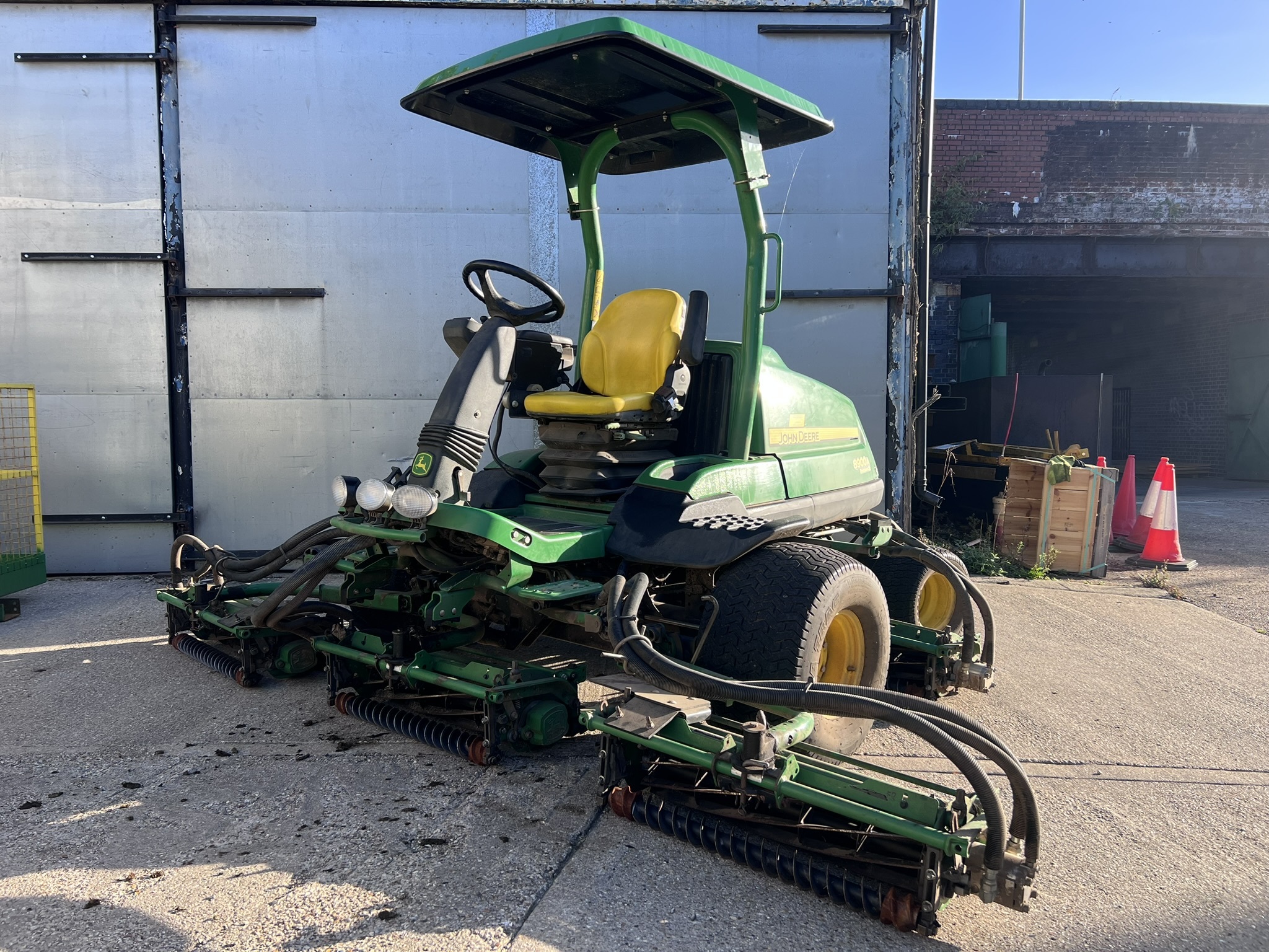 John Deere 8900A FAIRWAY MOWER for sale