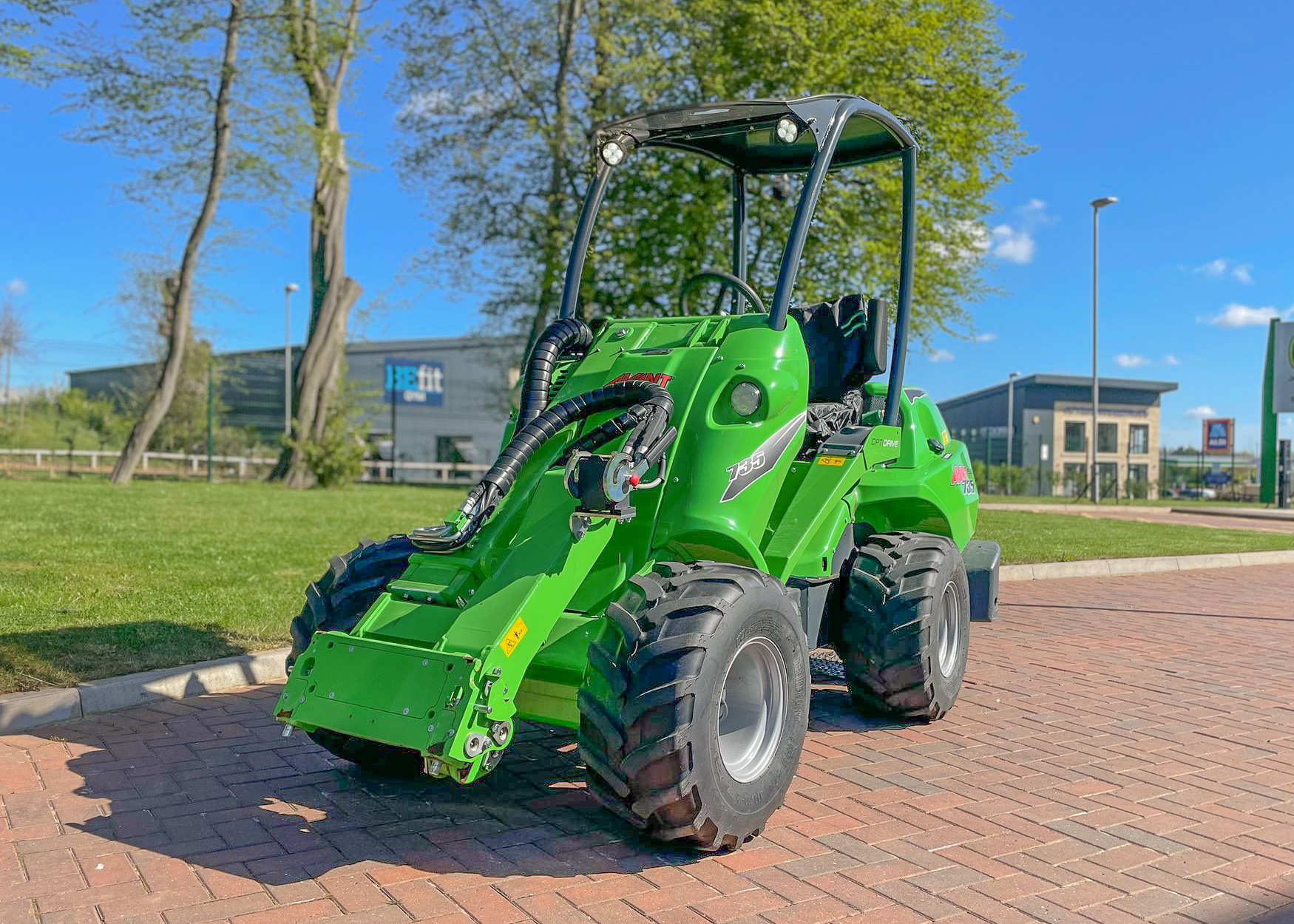 Avant 735 ARTICULATED LOADER for sale
