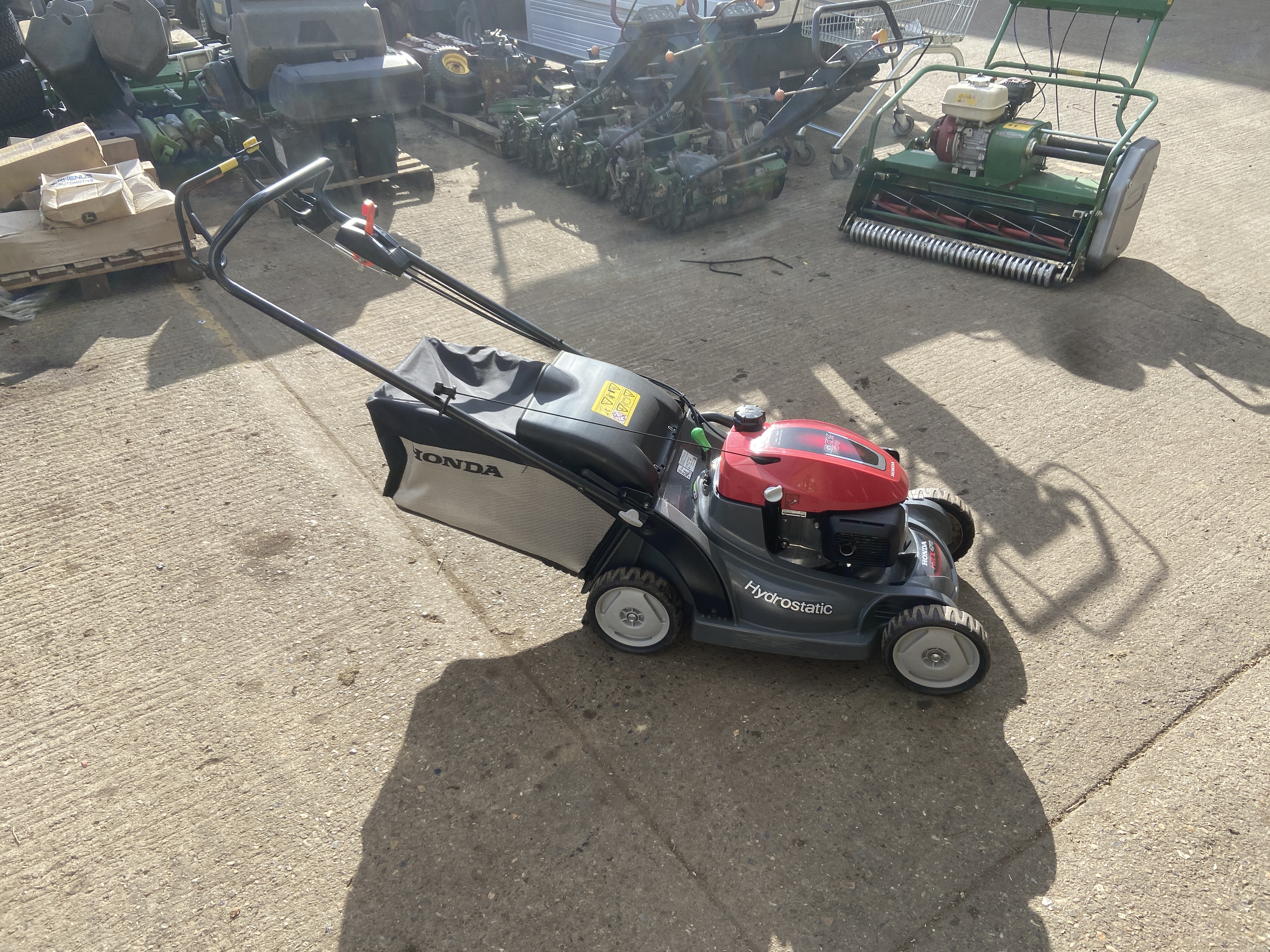Honda HRX476 PUSH MOWER for sale