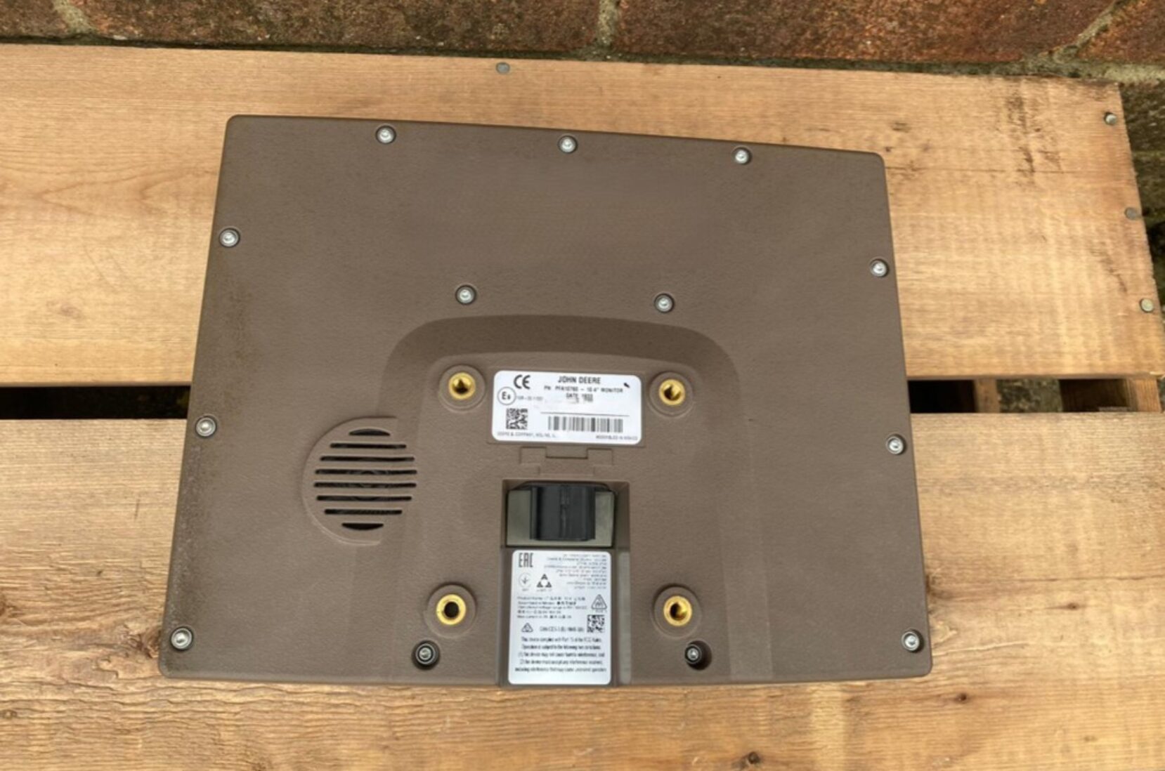 EXTENDED MONITOR Ben Burgess