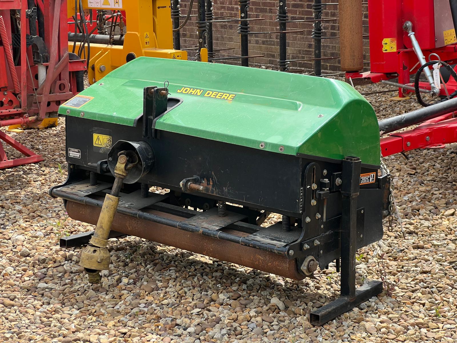 John Deere 1500 AERATOR for sale