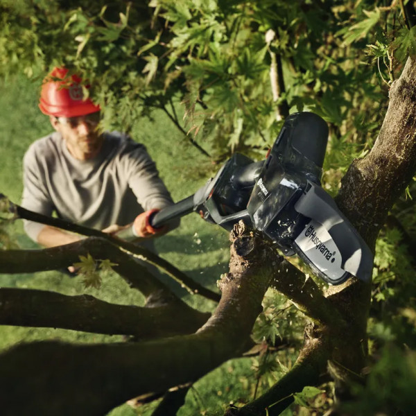 Husqvarna Aspire™ PE5-P4A Pruner Body Only